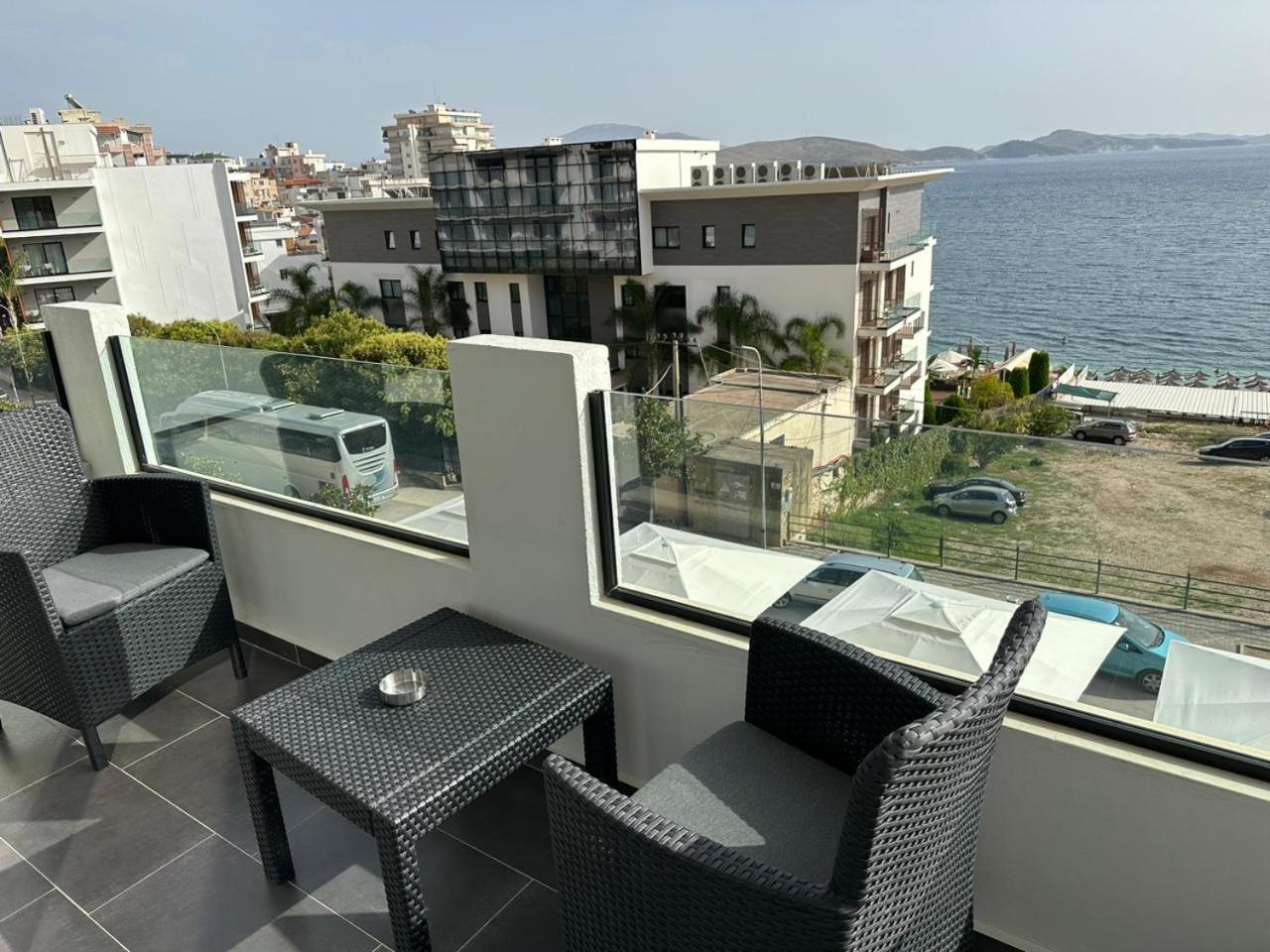 Sunrose Residences Sarande Bagian luar foto
