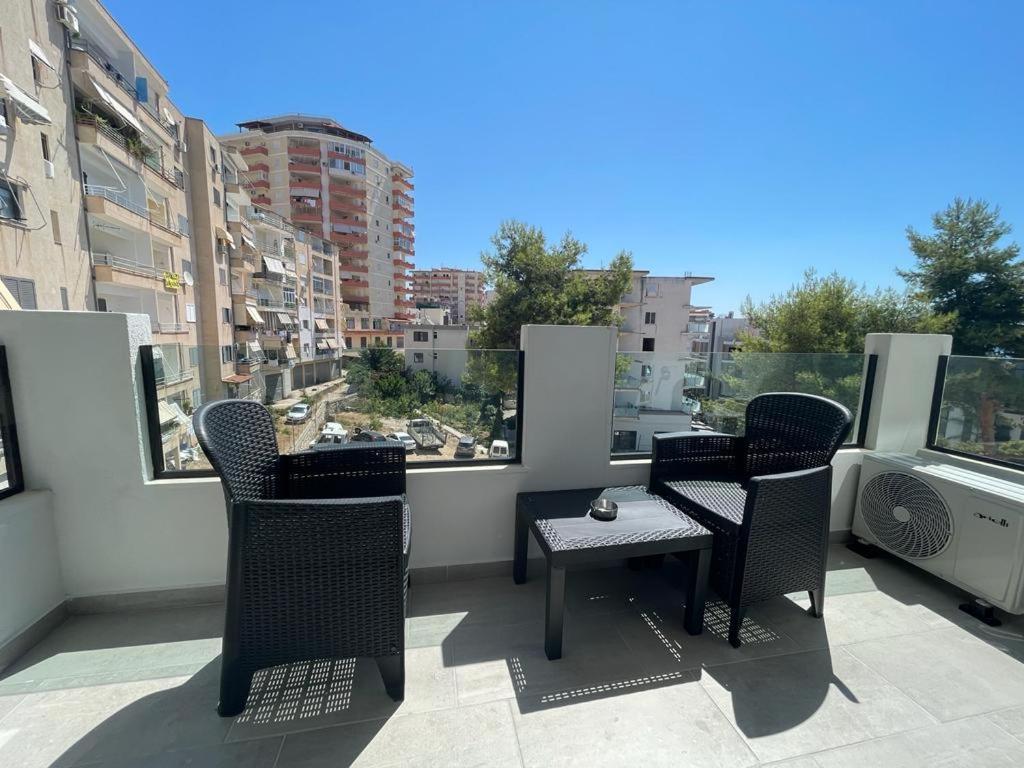 Sunrose Residences Sarande Bagian luar foto