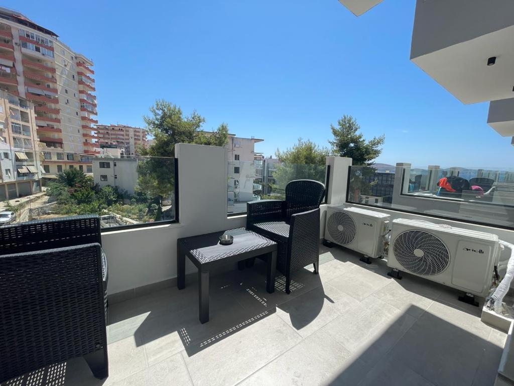 Sunrose Residences Sarande Bagian luar foto
