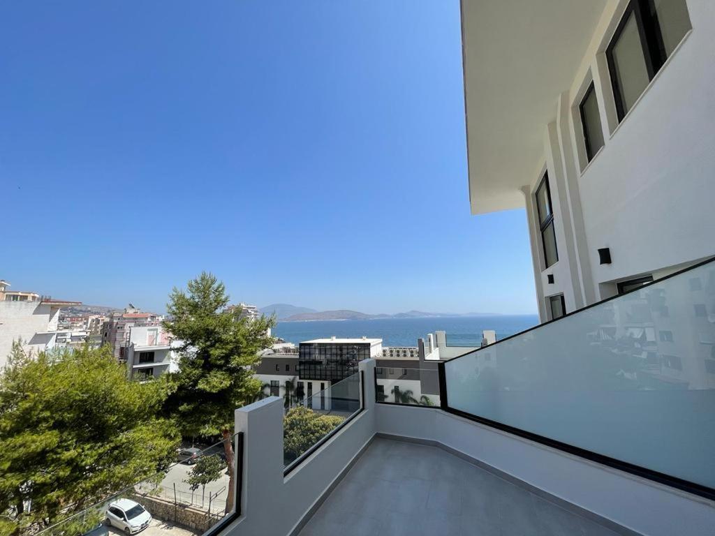 Sunrose Residences Sarande Bagian luar foto