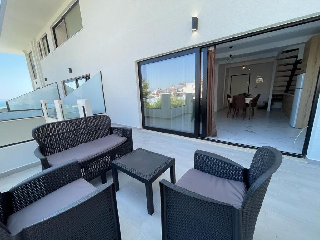 Sunrose Residences Sarande Bagian luar foto