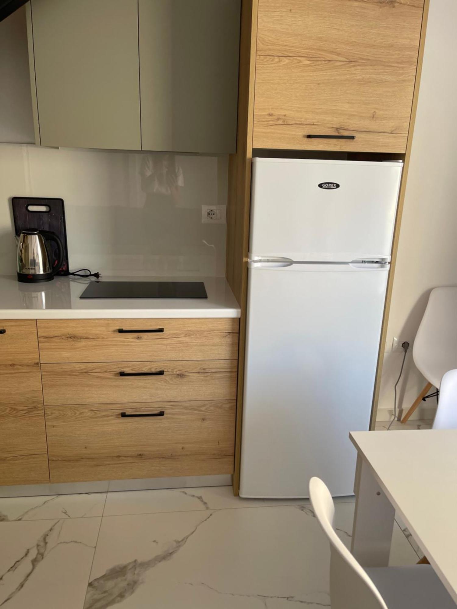 Sunrose Residences Sarande Bagian luar foto