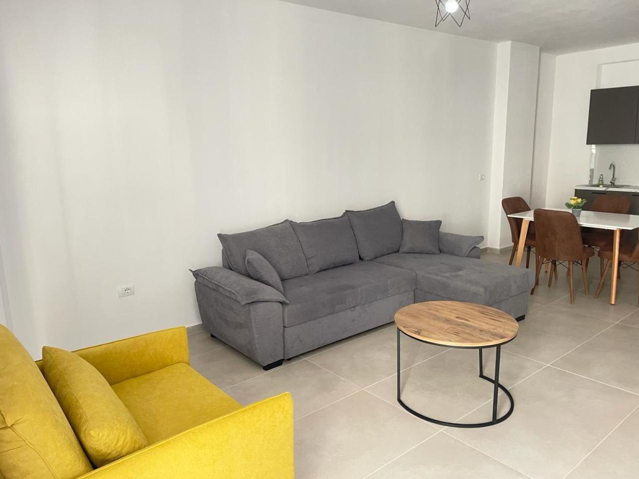 Sunrose Residences Sarande Bagian luar foto